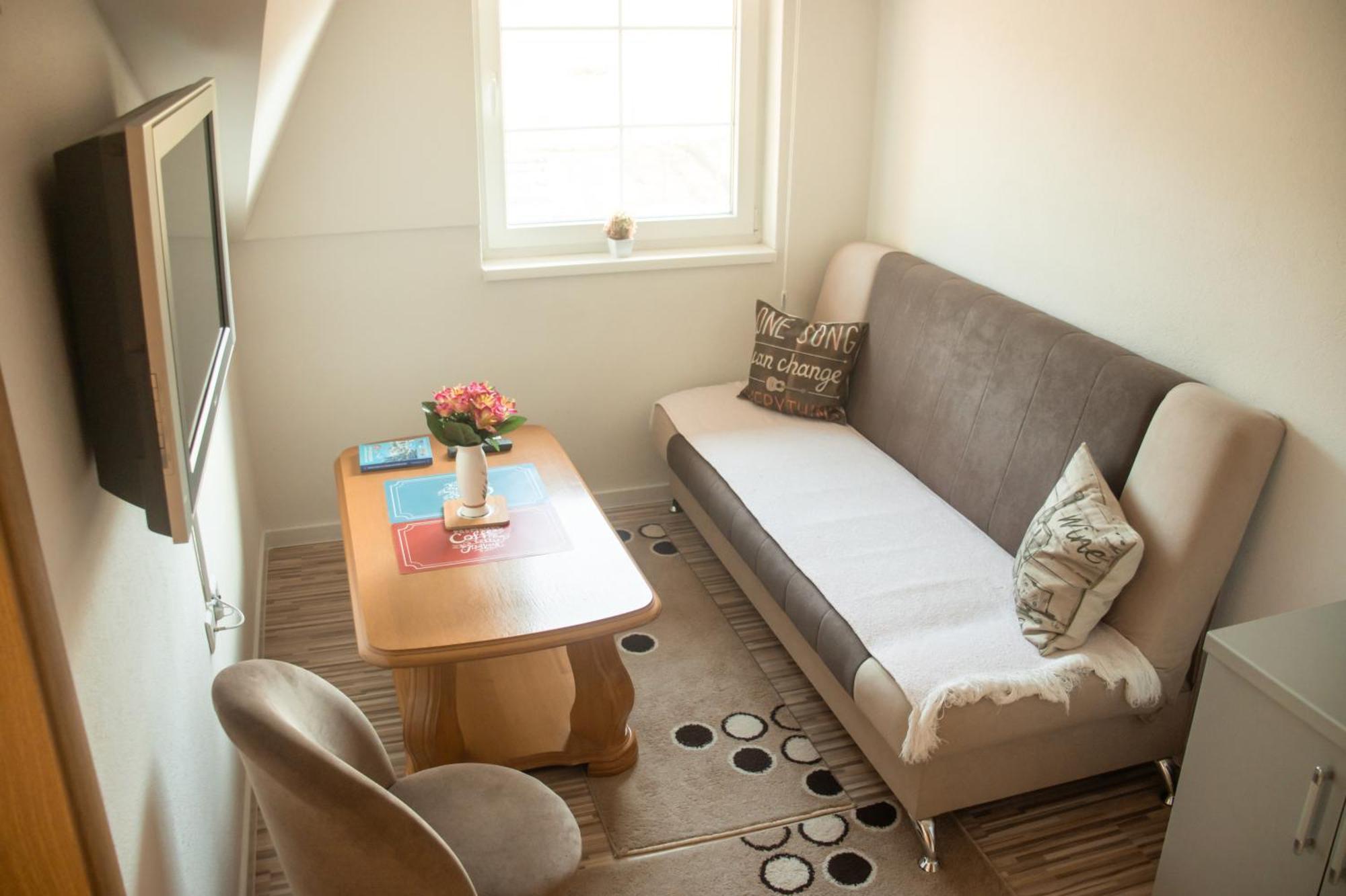 Apartments Basic Visoko Εξωτερικό φωτογραφία