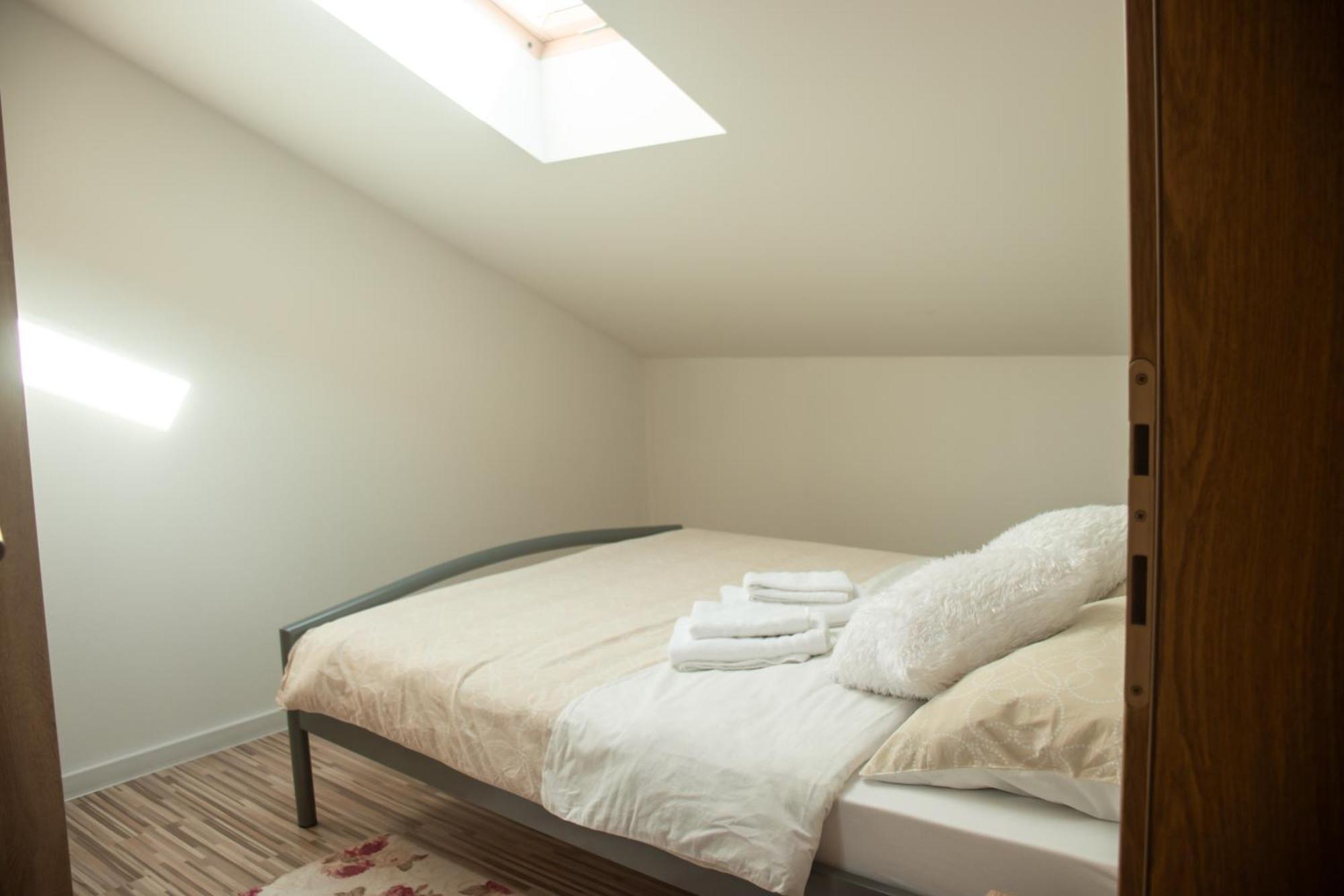 Apartments Basic Visoko Εξωτερικό φωτογραφία