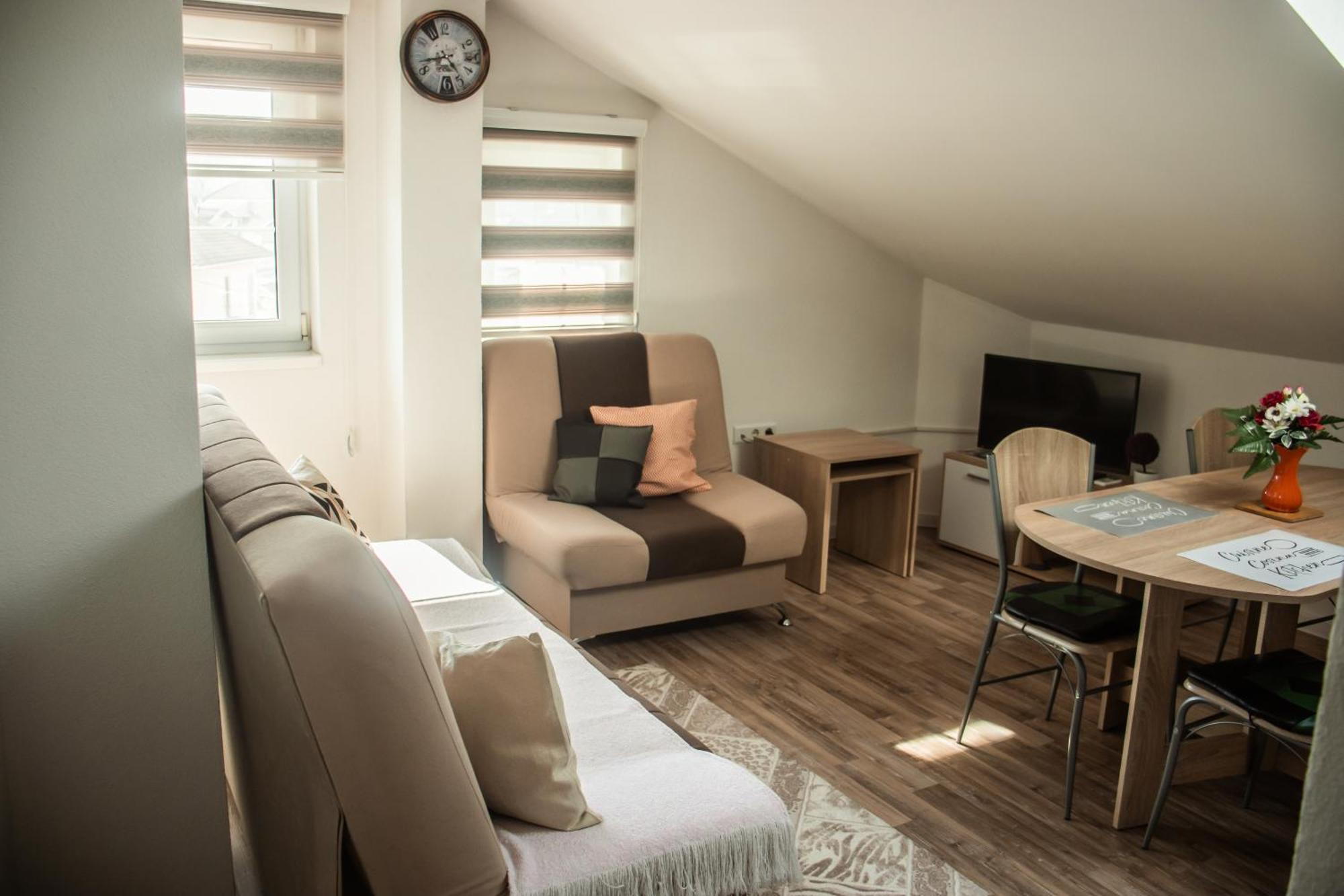 Apartments Basic Visoko Εξωτερικό φωτογραφία
