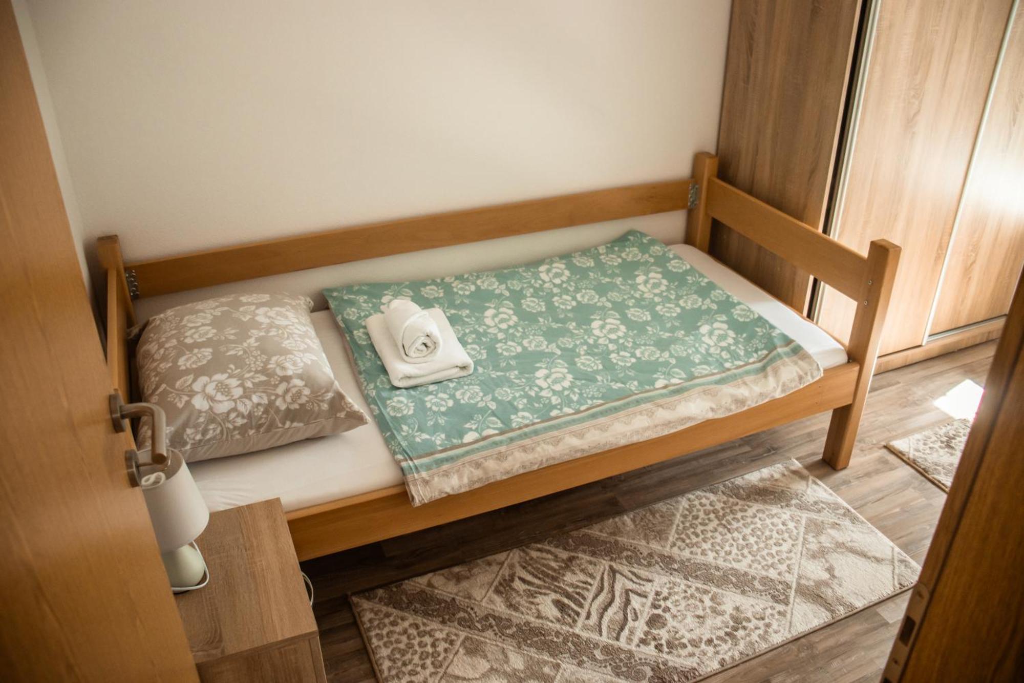Apartments Basic Visoko Εξωτερικό φωτογραφία