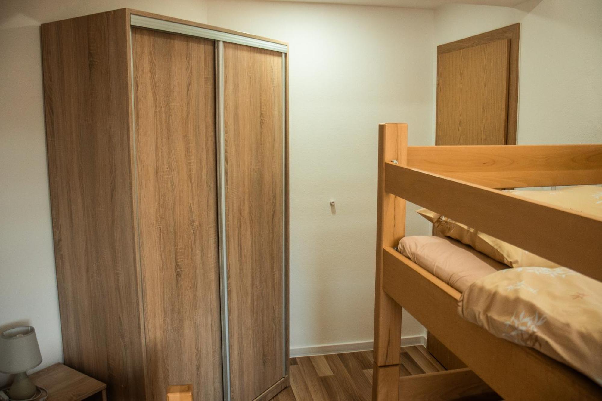 Apartments Basic Visoko Εξωτερικό φωτογραφία
